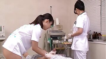 Japanese Nurses Take Feel interest Of Patients